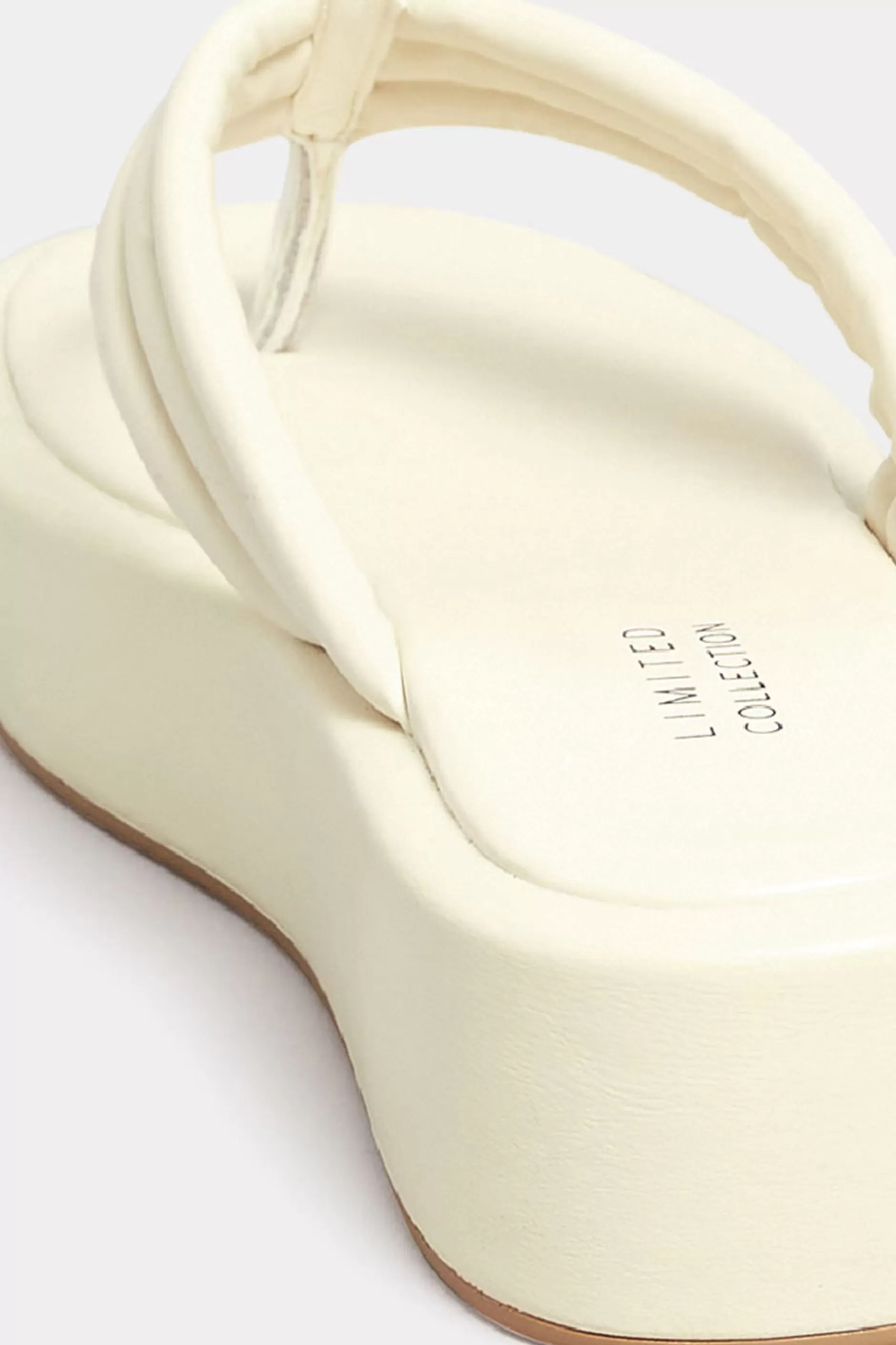Women M&Co Flat Shoes>Limited Collection Limited Collection White Flatform Flip Flops In Wide E Fit