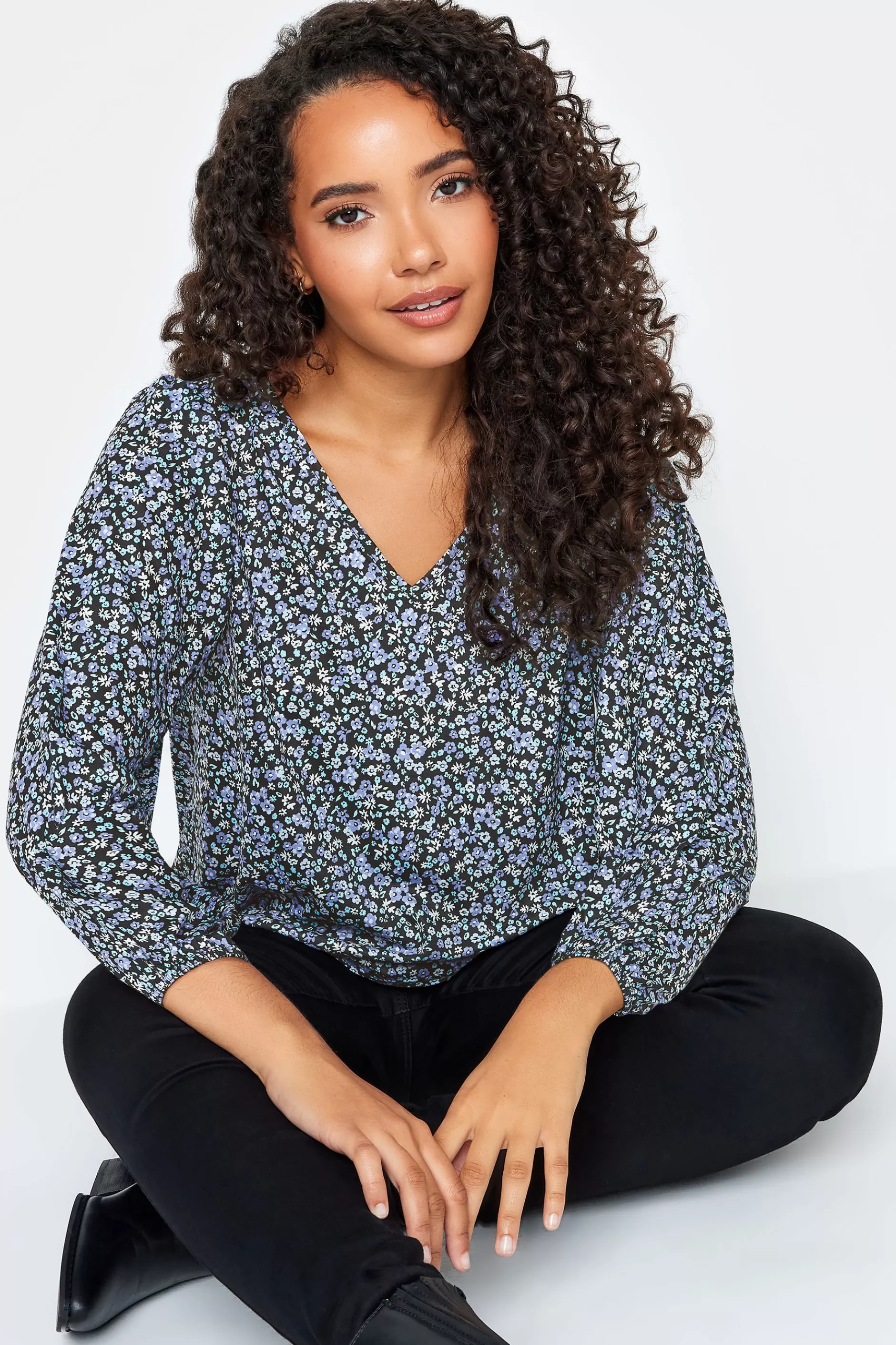 Women M&Co Long Sleeve Tops> Petites Petite Blue Ditsy Floral Print Top