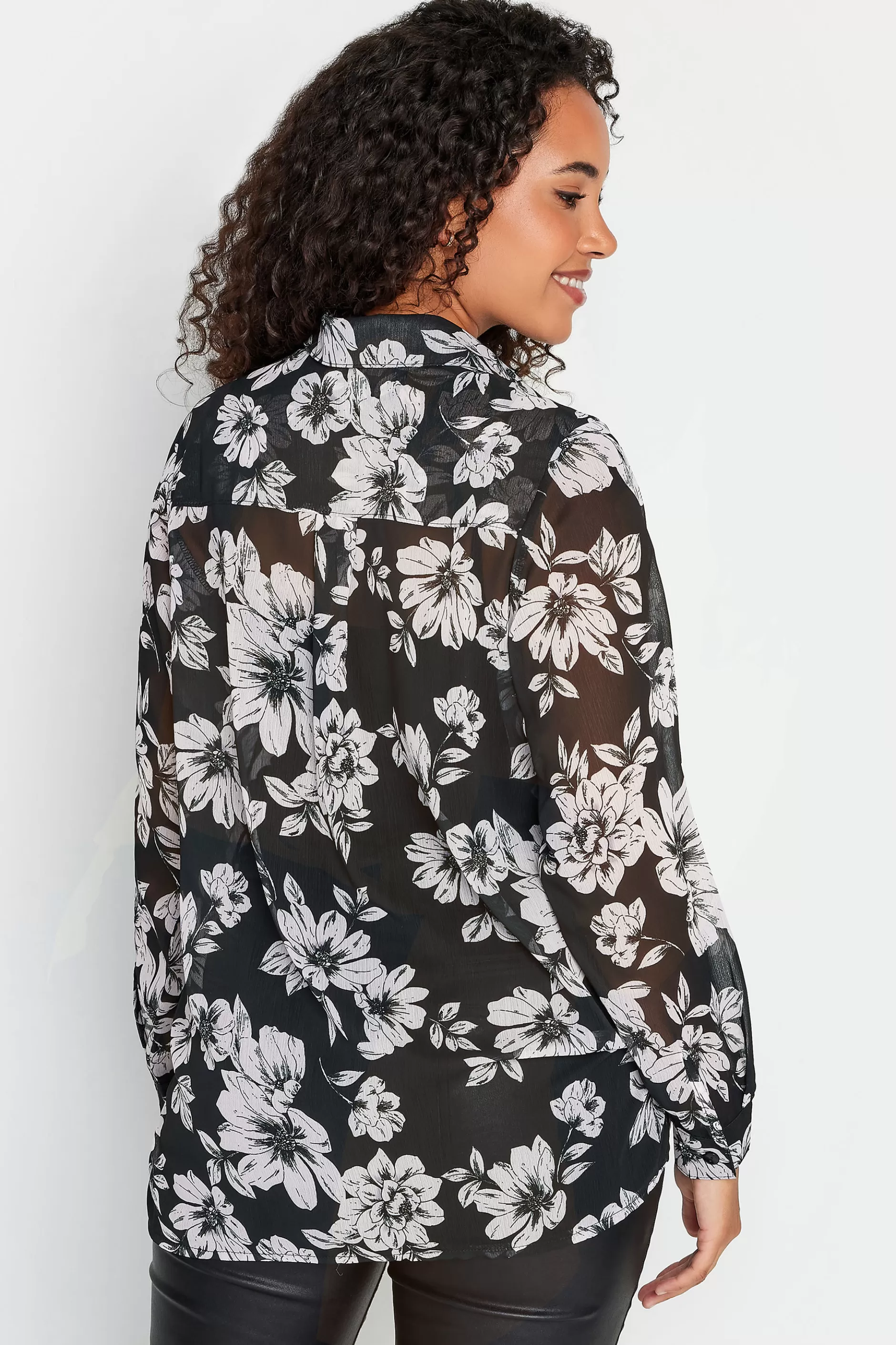 Women M&Co Blouses> Womens Black & White Floral Print Longline Shirt