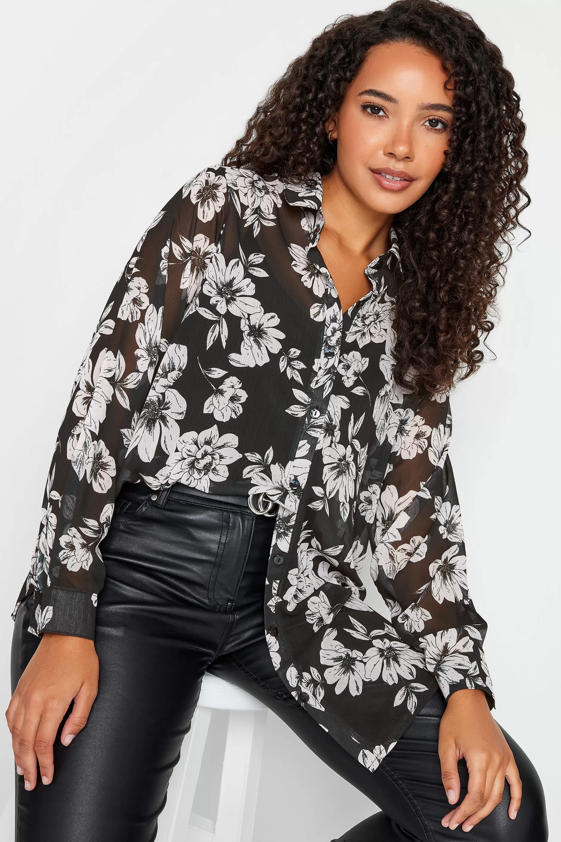 Women M&Co Blouses> Womens Black & White Floral Print Longline Shirt