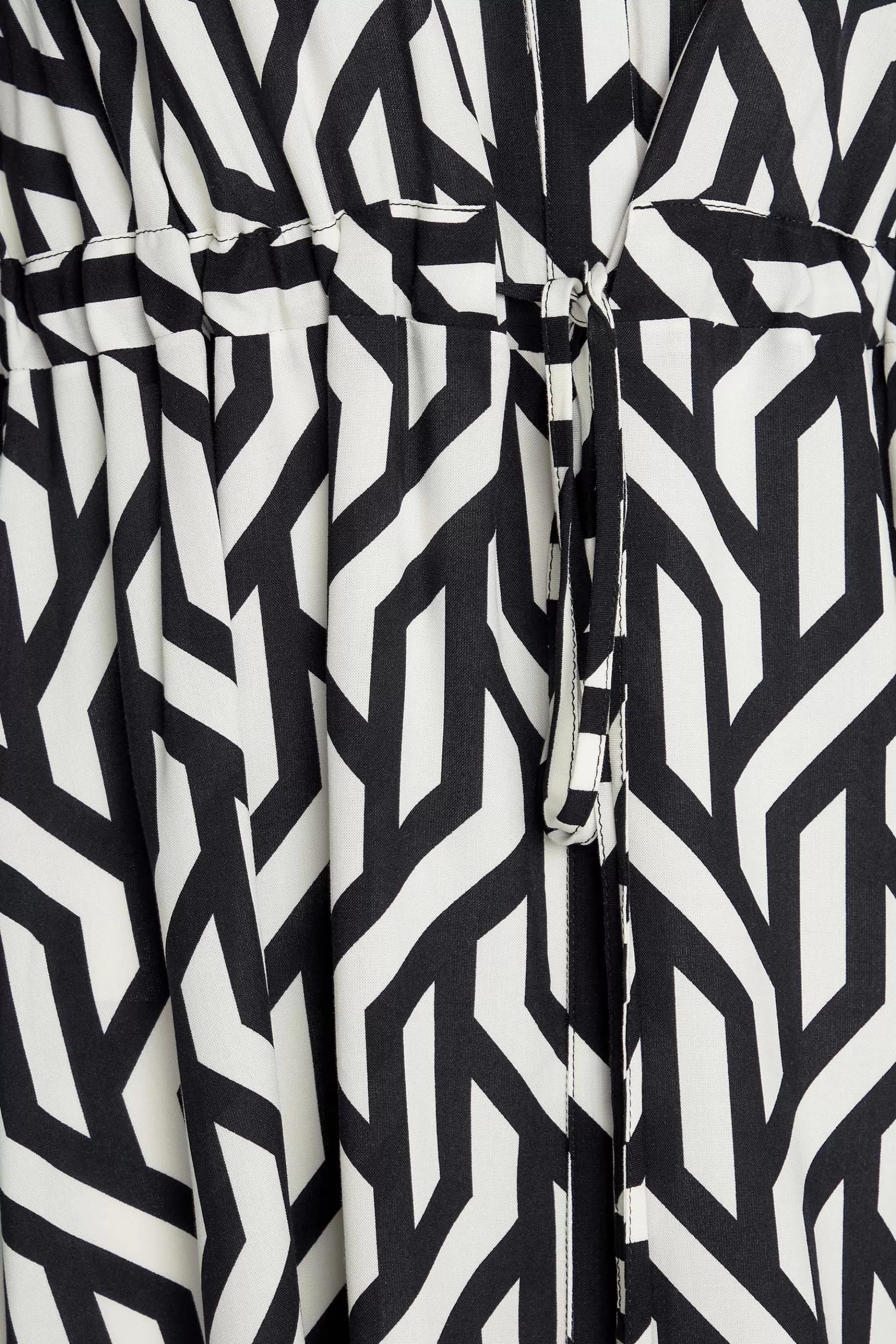 Women M&Co Shirts> Womens Black & White Geometric Print Tie Waist Tunic Shirt