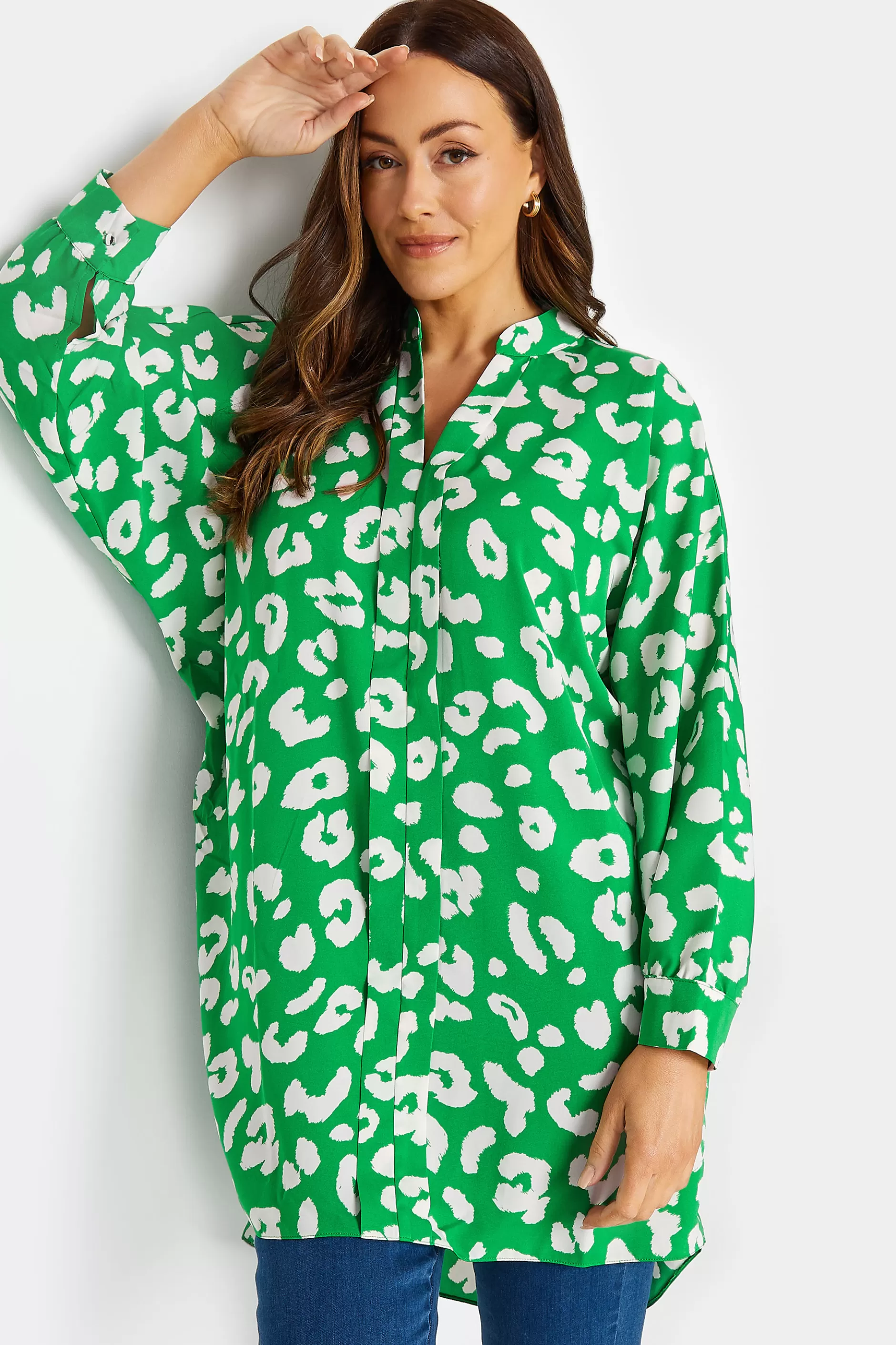 Women M&Co Shirts> Womens Green Leopard Print Blouse