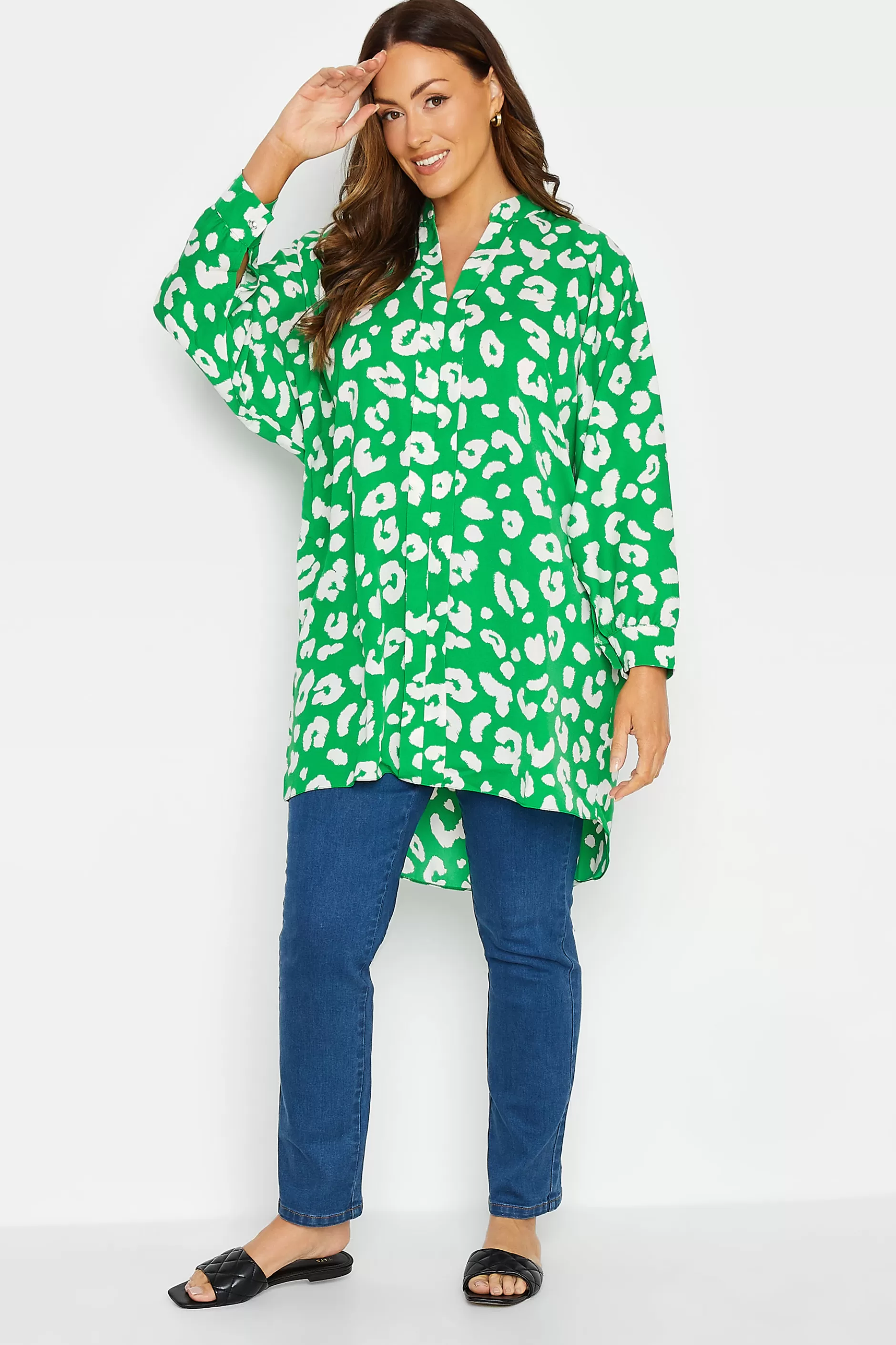 Women M&Co Shirts> Womens Green Leopard Print Blouse