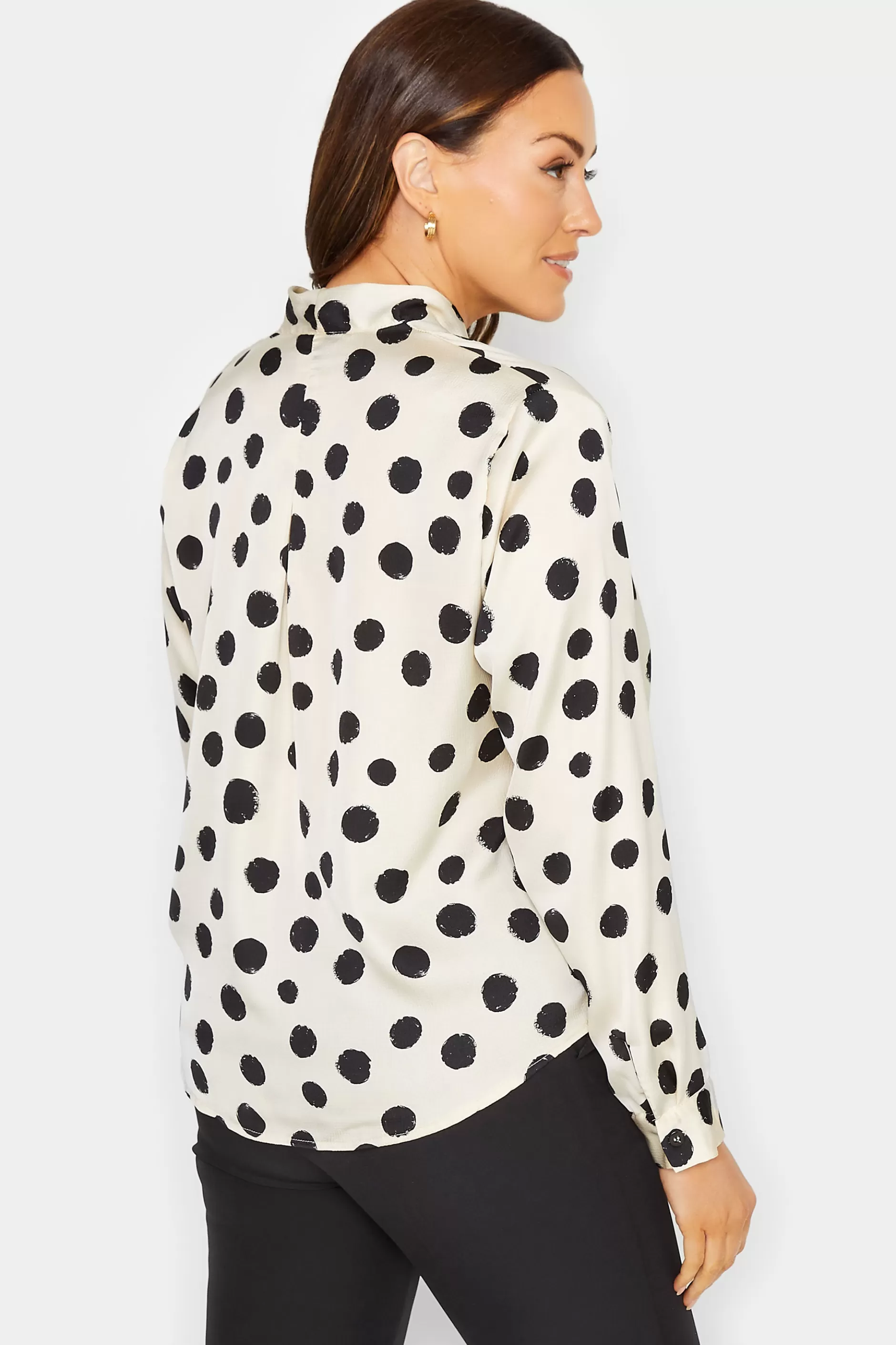 Women M&Co Long Sleeve Tops> Womens Ivory White Polka Dot Print Wrap Front Blouse