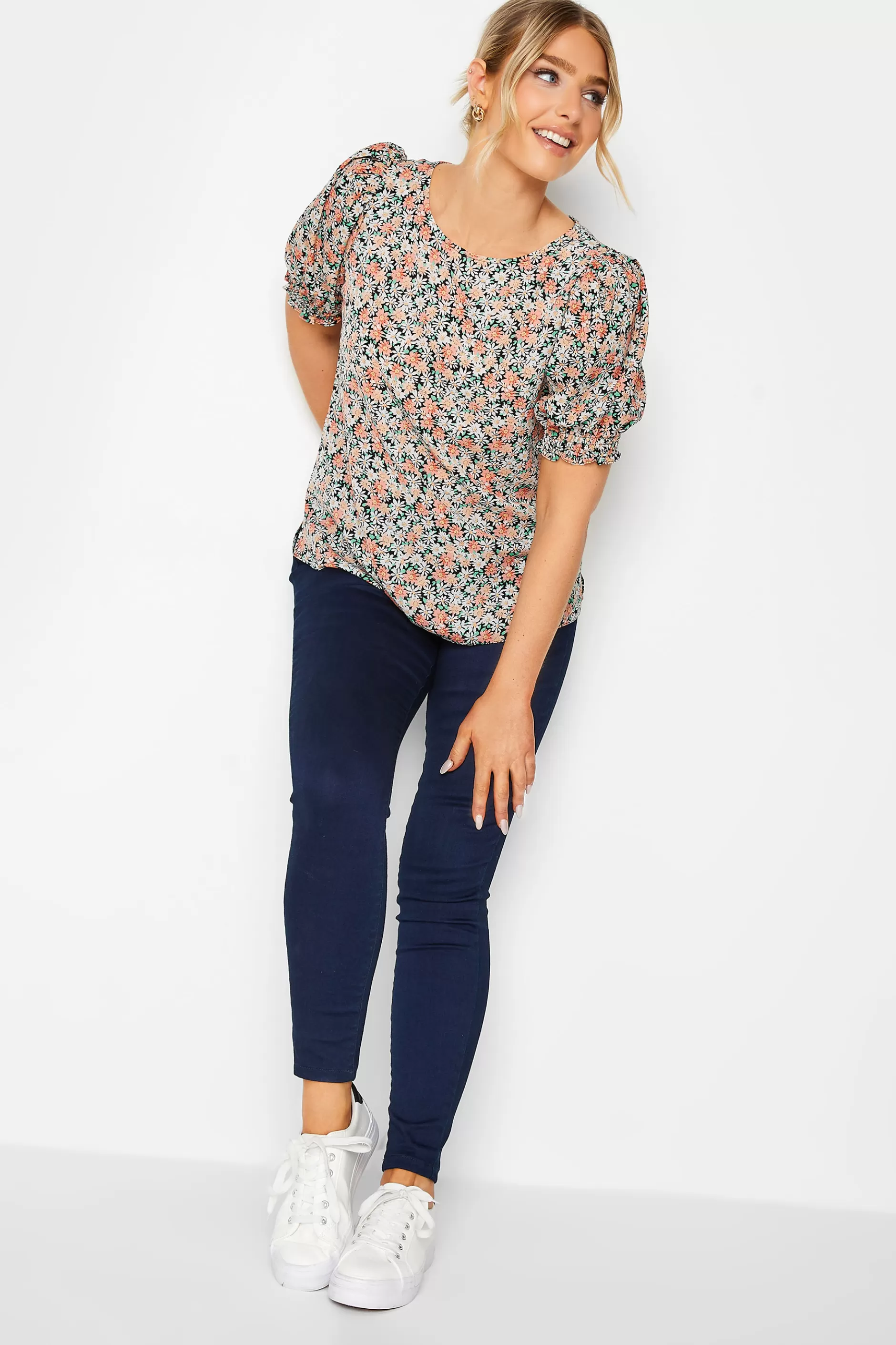 Women M&Co Short Sleeve Tops> Womens Orange Daisy Print Blouse