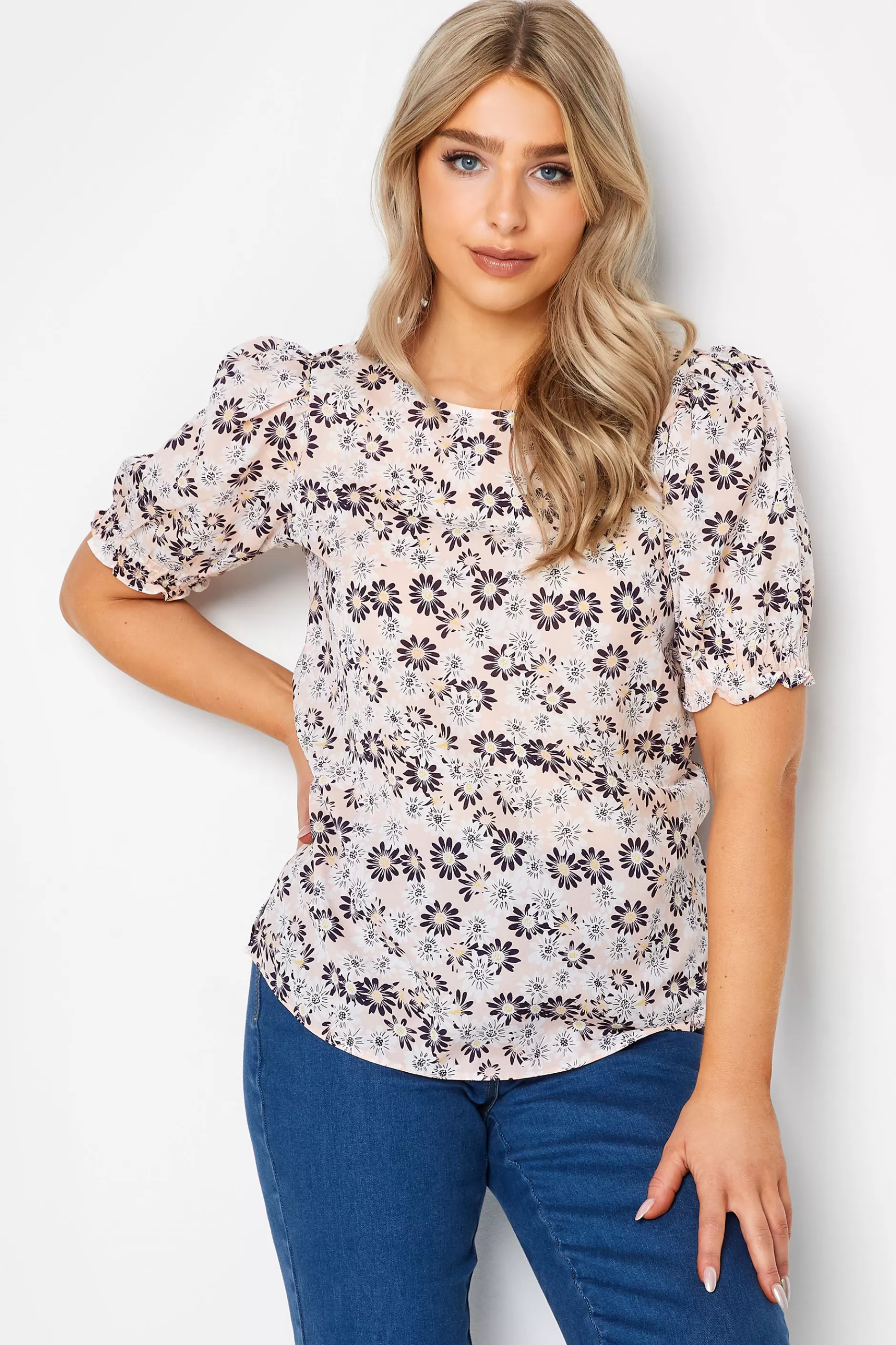 Women M&Co Short Sleeve Tops> Womens Pink Daisy Print Blouse