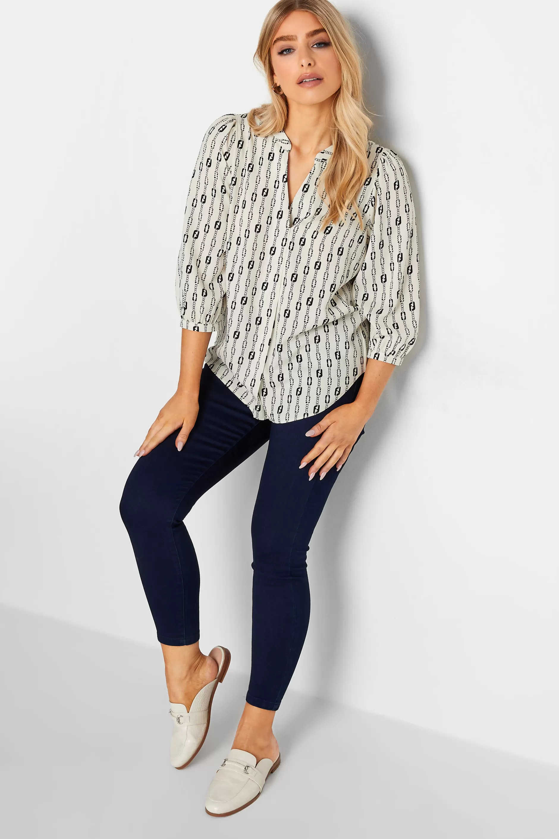 Women M&Co Shirts> Womens White Chain Print V-Neck Blouse