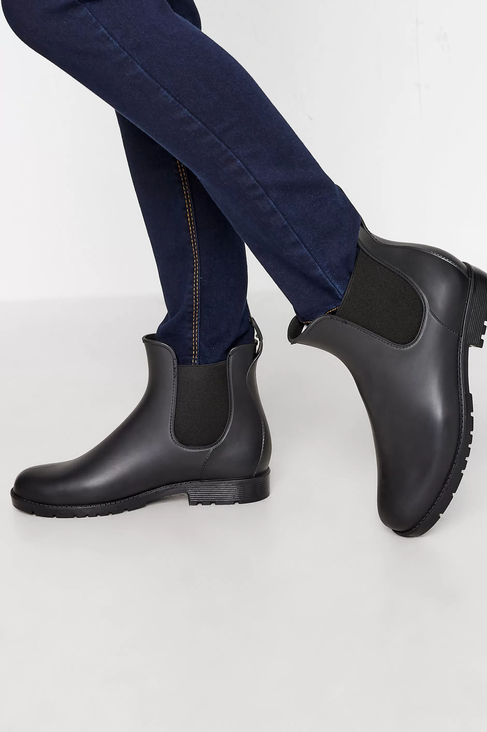 Women M&Co Boots>Pixiegirl Pixiegirl Black Chelsea Wellies In Standard Fit