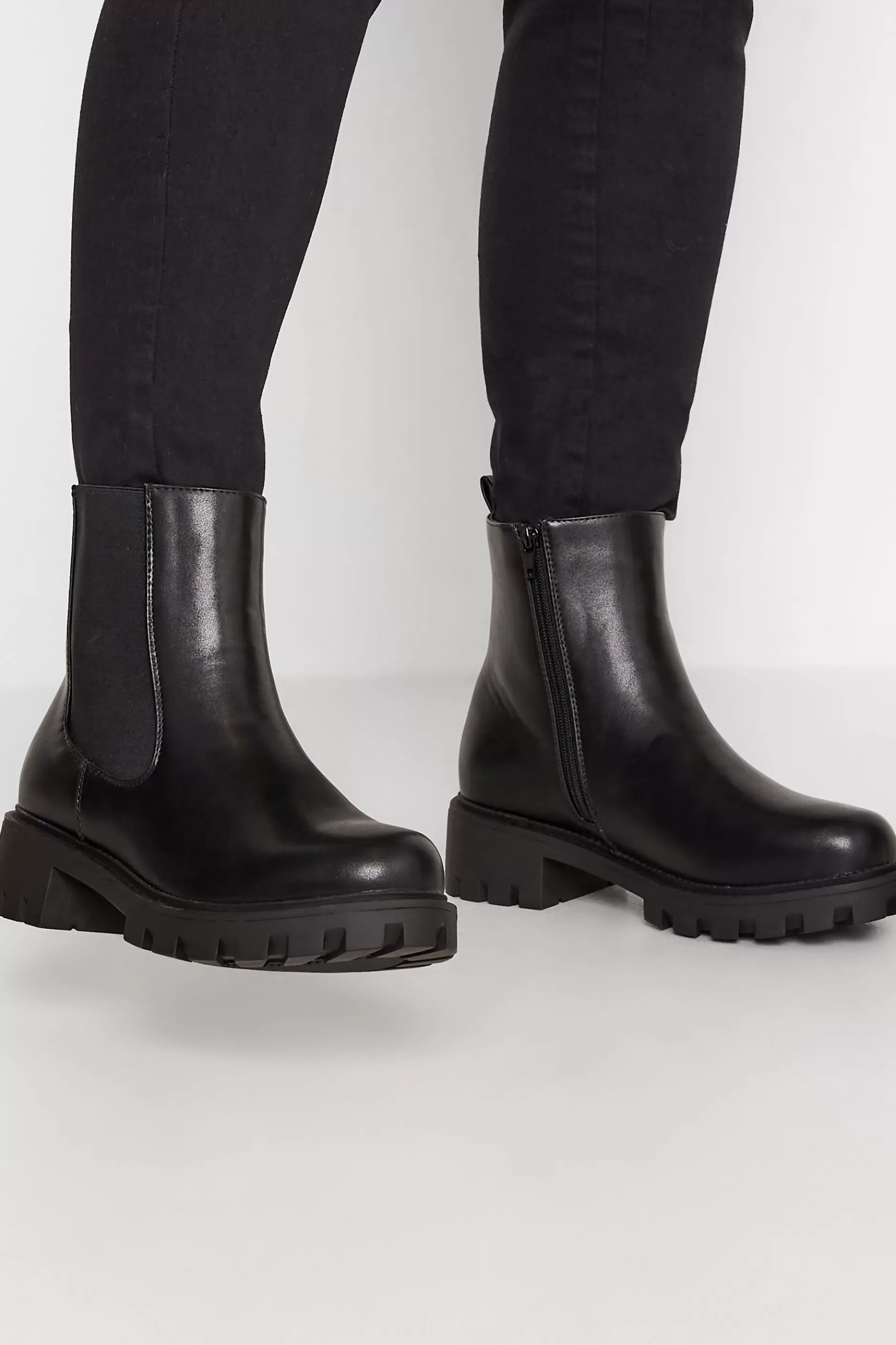 Women M&Co Boots>Yours Yours Black Chunky Chelsea Boots In Wide E Fit & Extra Wide Eee Fit