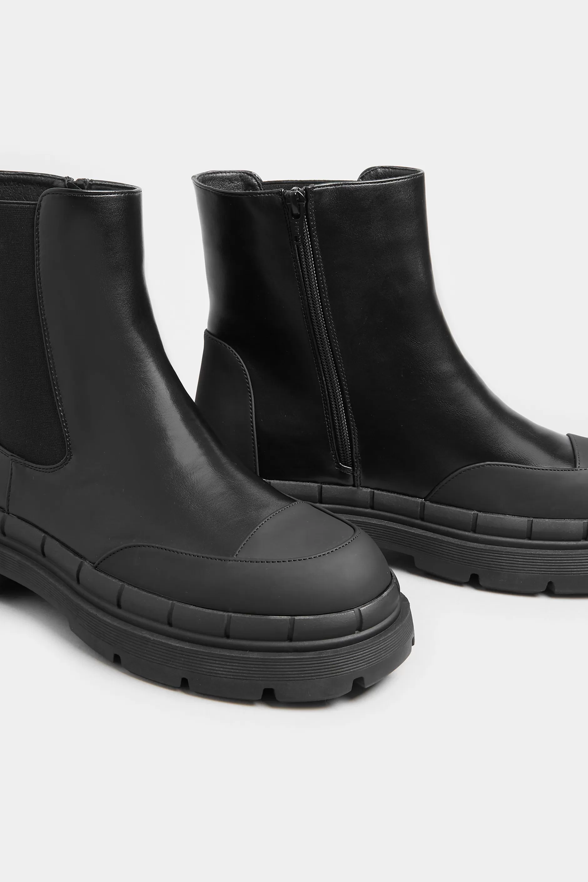 Women M&Co Boots>Yours Yours Black Chunky High Chelsea Boots In Extra Wide Eee Fit