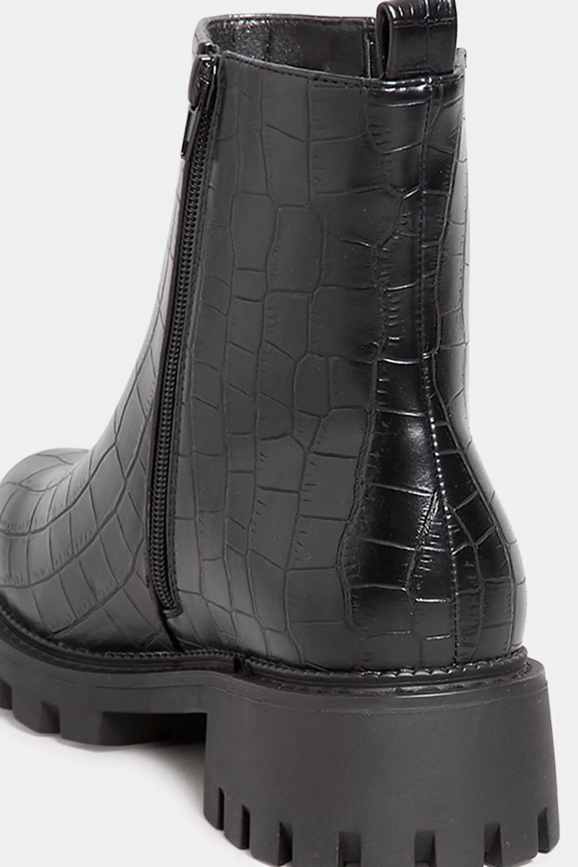 Women M&Co Boots>Yours Yours Black Croc Chunky Chelsea Boots In Wide E Fit & Extra Wide Eee Fit
