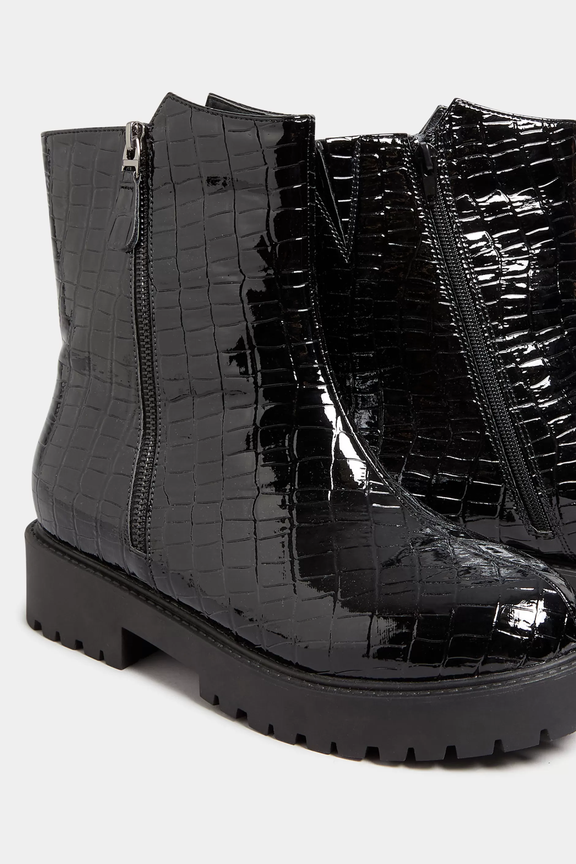 Women M&Co Boots>Yours Yours Black Croc Patent Side Zip Boots In Extra Wide Eee Fit