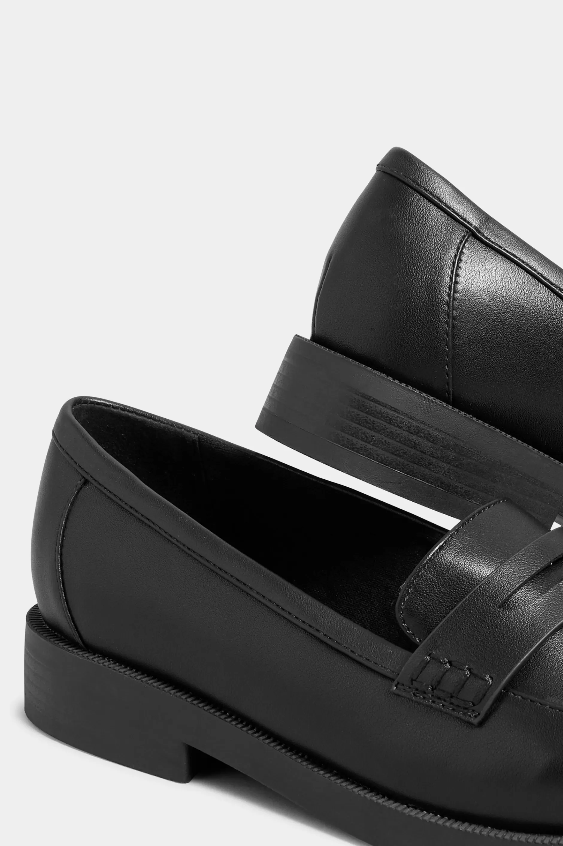 Women M&Co Flat Shoes>Yours Yours Black Faux Leather Tassel Loafers In Wide E Fit & Extra Wide Eee Fit