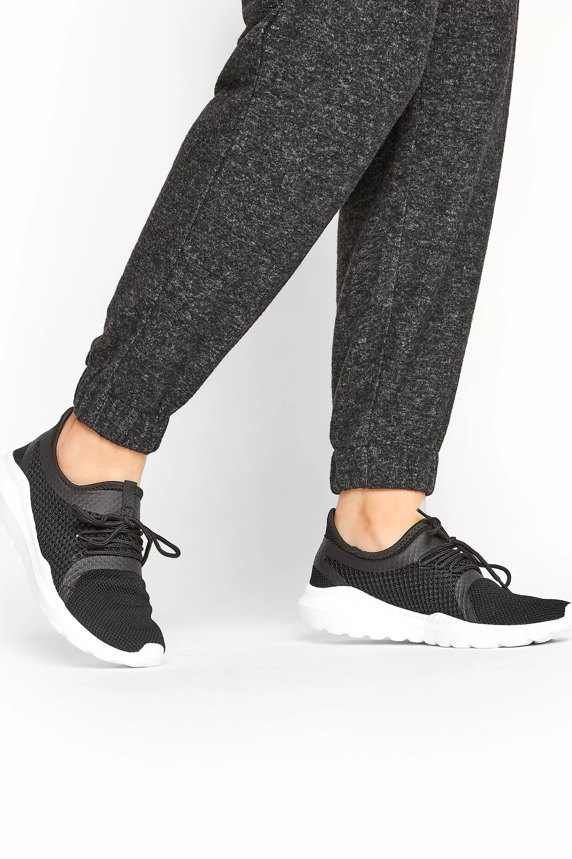 Women M&Co Trainers>Yours Yours Black Knitted Mesh Trainers In Standard Fit