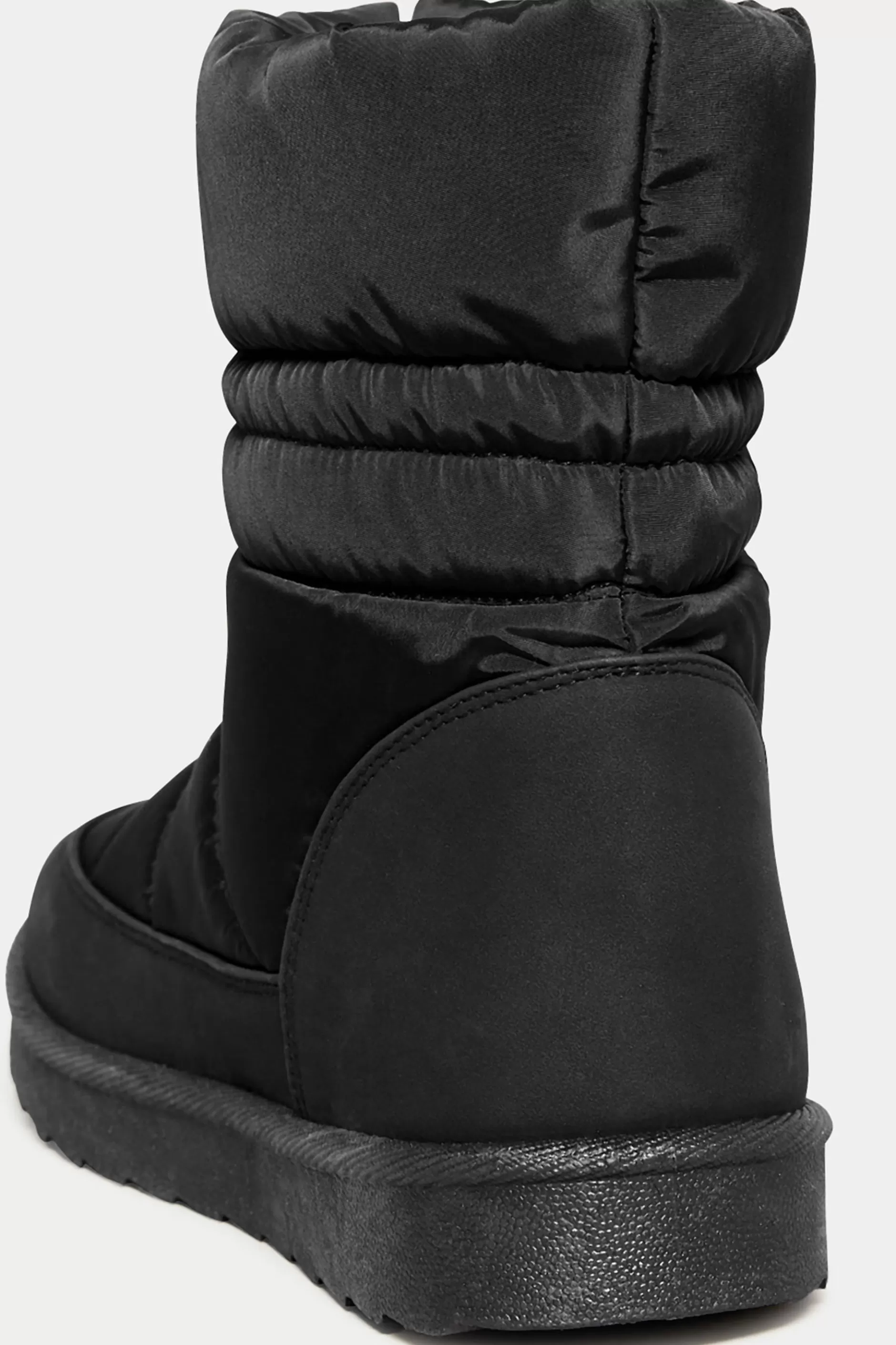 Women M&Co Boots>Yours Yours Black Padded Snow Boots In Extra Wide Eee Fit