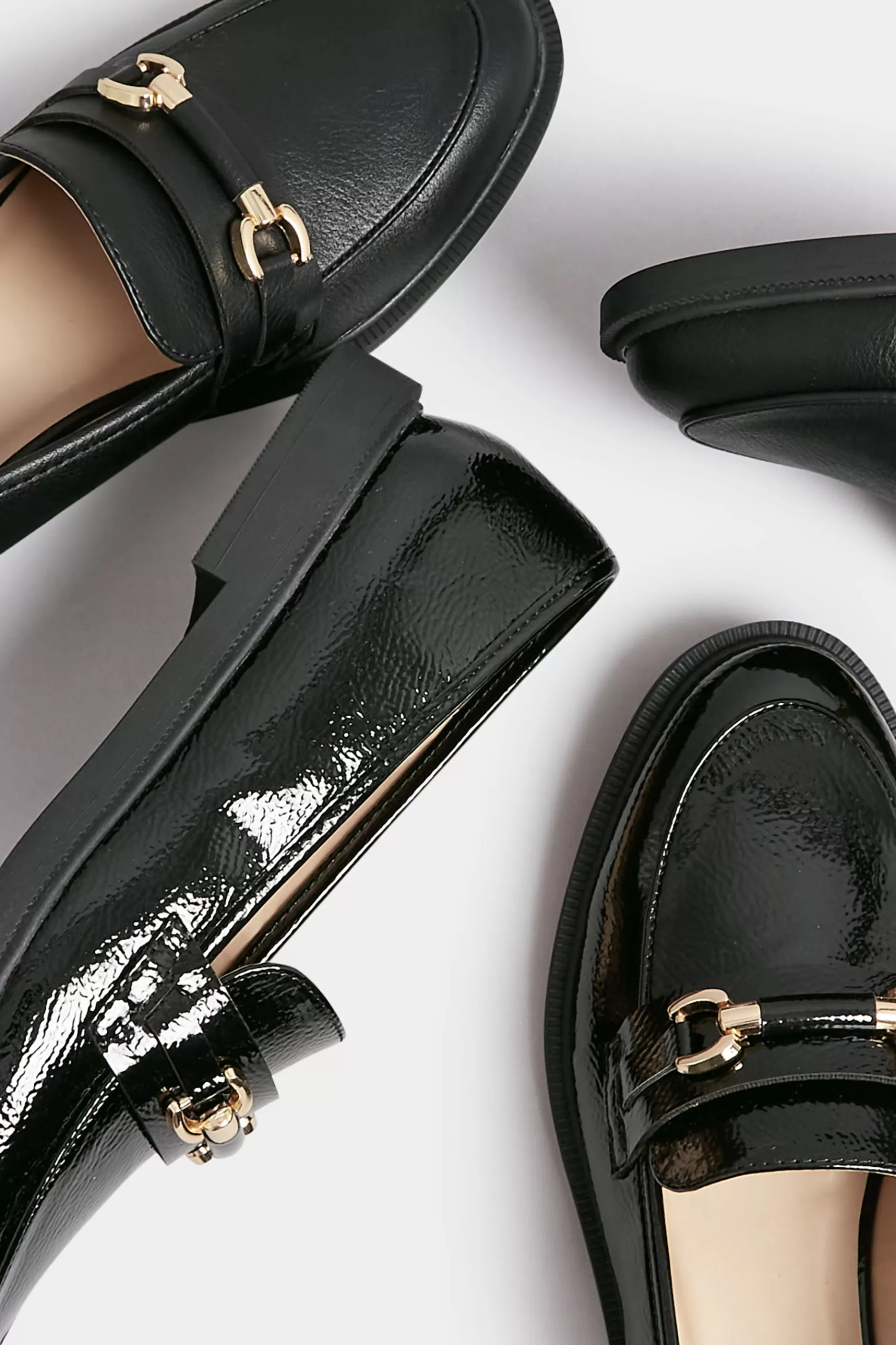 Women M&Co Flat Shoes>Yours Yours Black Patent Chain Detail Loafer In Wide E Fit & Extra Wide Eee Fit