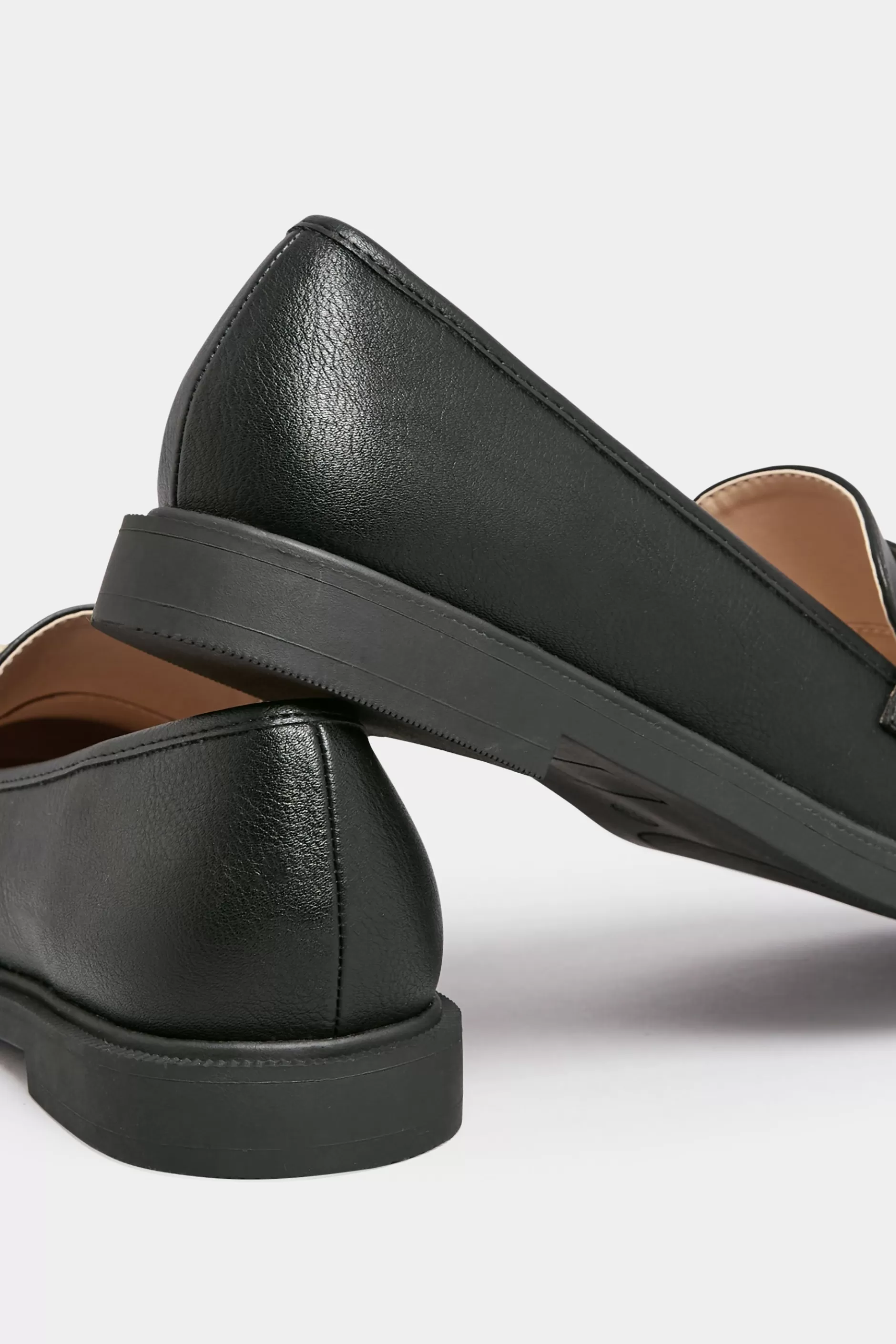 Women M&Co Flat Shoes>Yours Yours Black Pu Chain Detail Loafer In Wide E Fit & Extra Wide Eee Fit