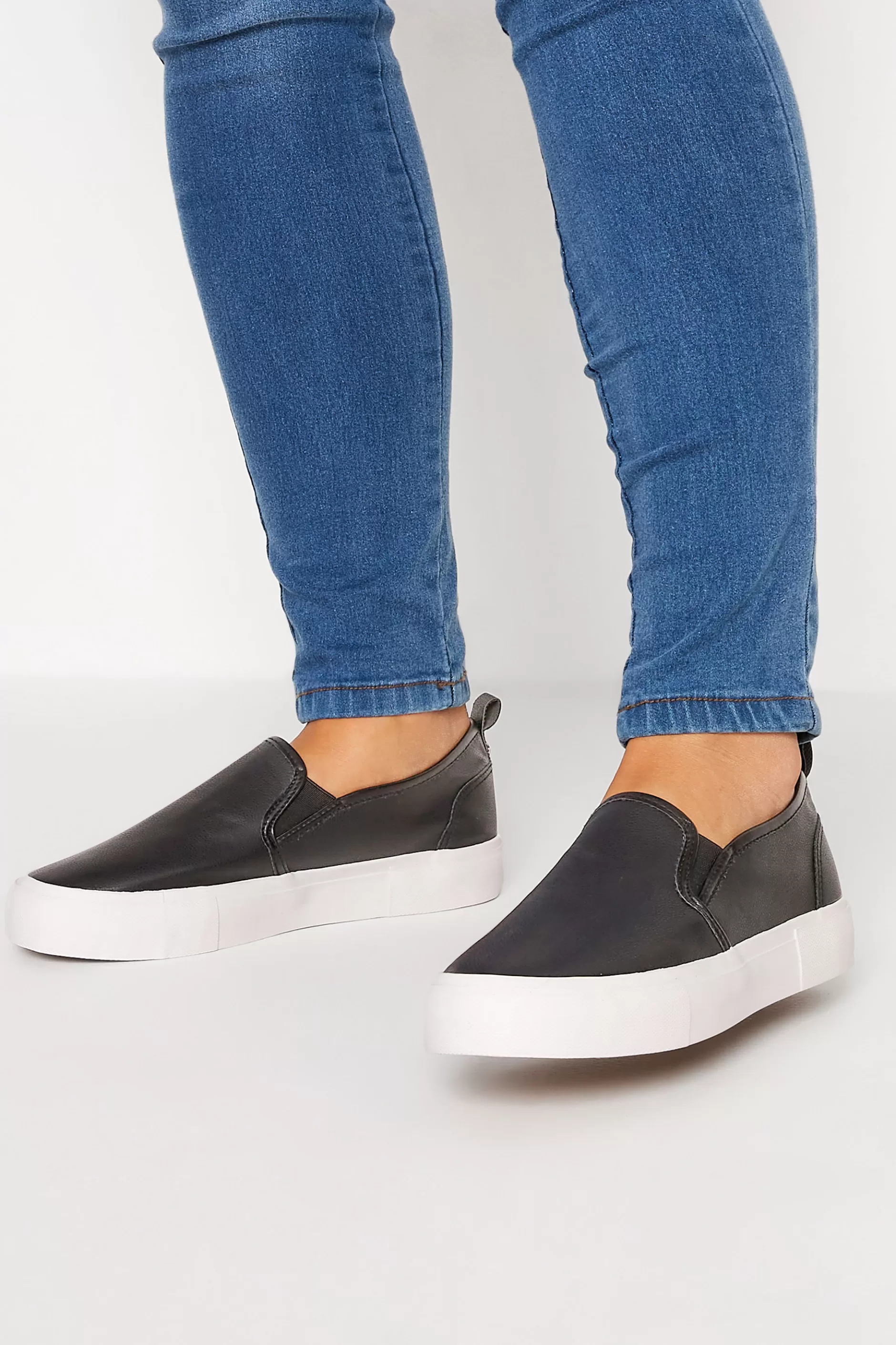 Women M&Co Flat Shoes>Yours Yours Black Slip-On Trainers In Wide E Fit