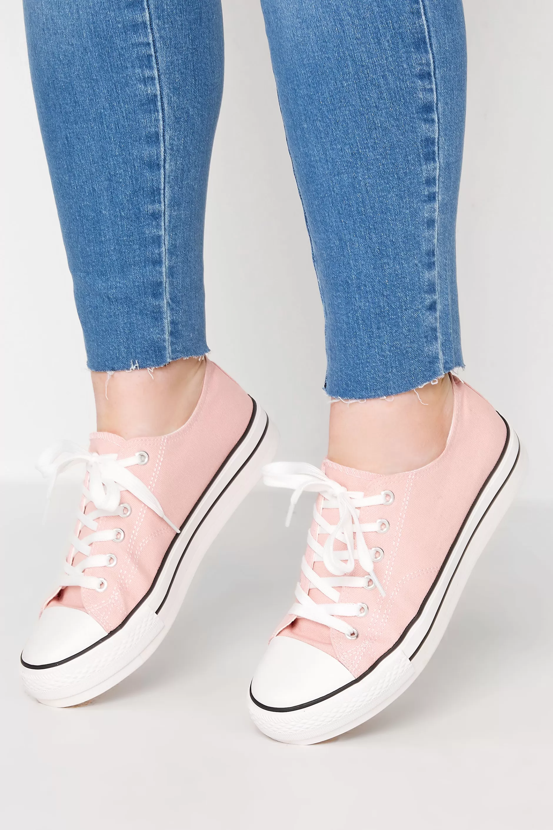 Women M&Co Trainers>Yours Yours Light Pink Canvas Platform Sole Low Trainers In Wide E Fit