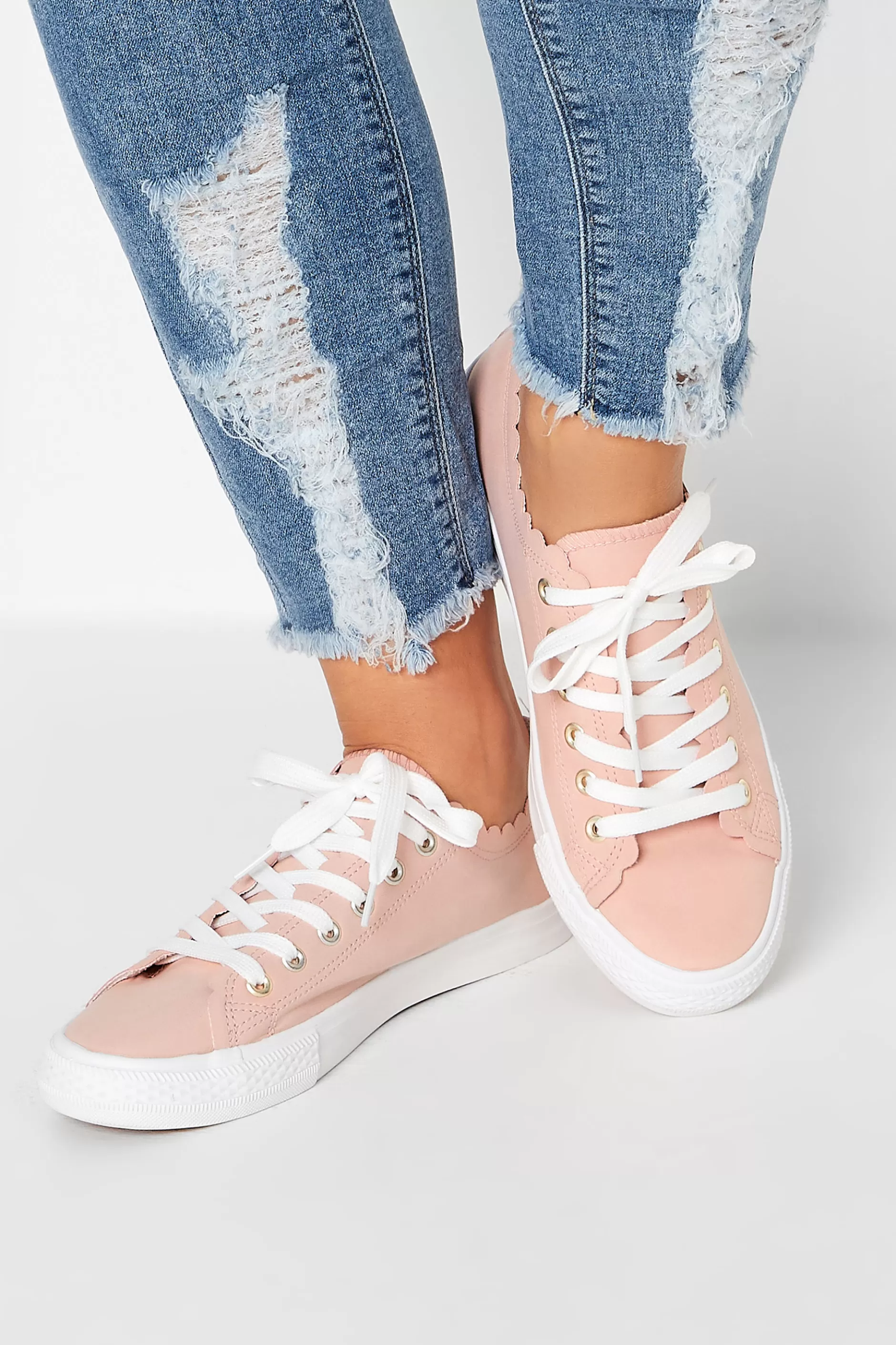 Women M&Co Trainers>Yours Yours Pink Scalloped Edge Trainers In Wide E Fit