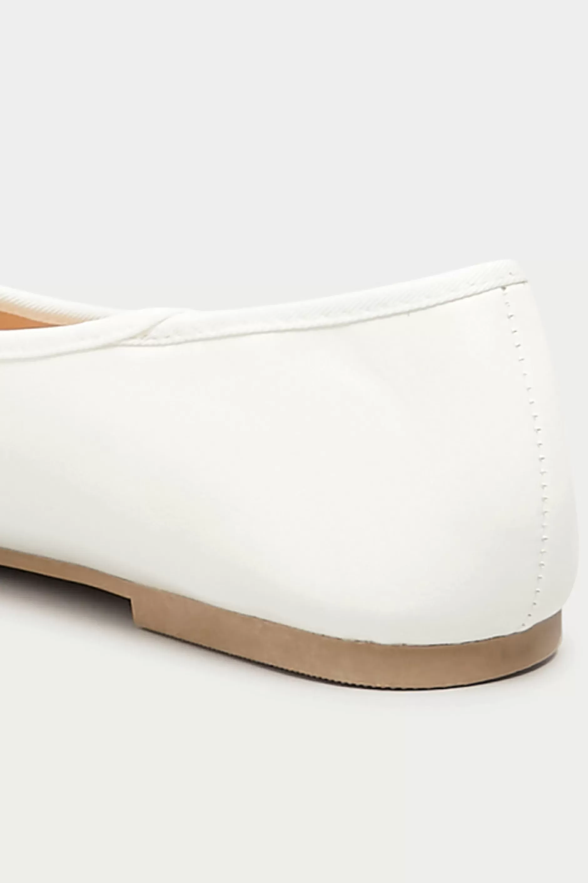Women M&Co Flat Shoes>Yours Yours White Ballerina Pumps In Wide E Fit & Extra Wide Eee Fit