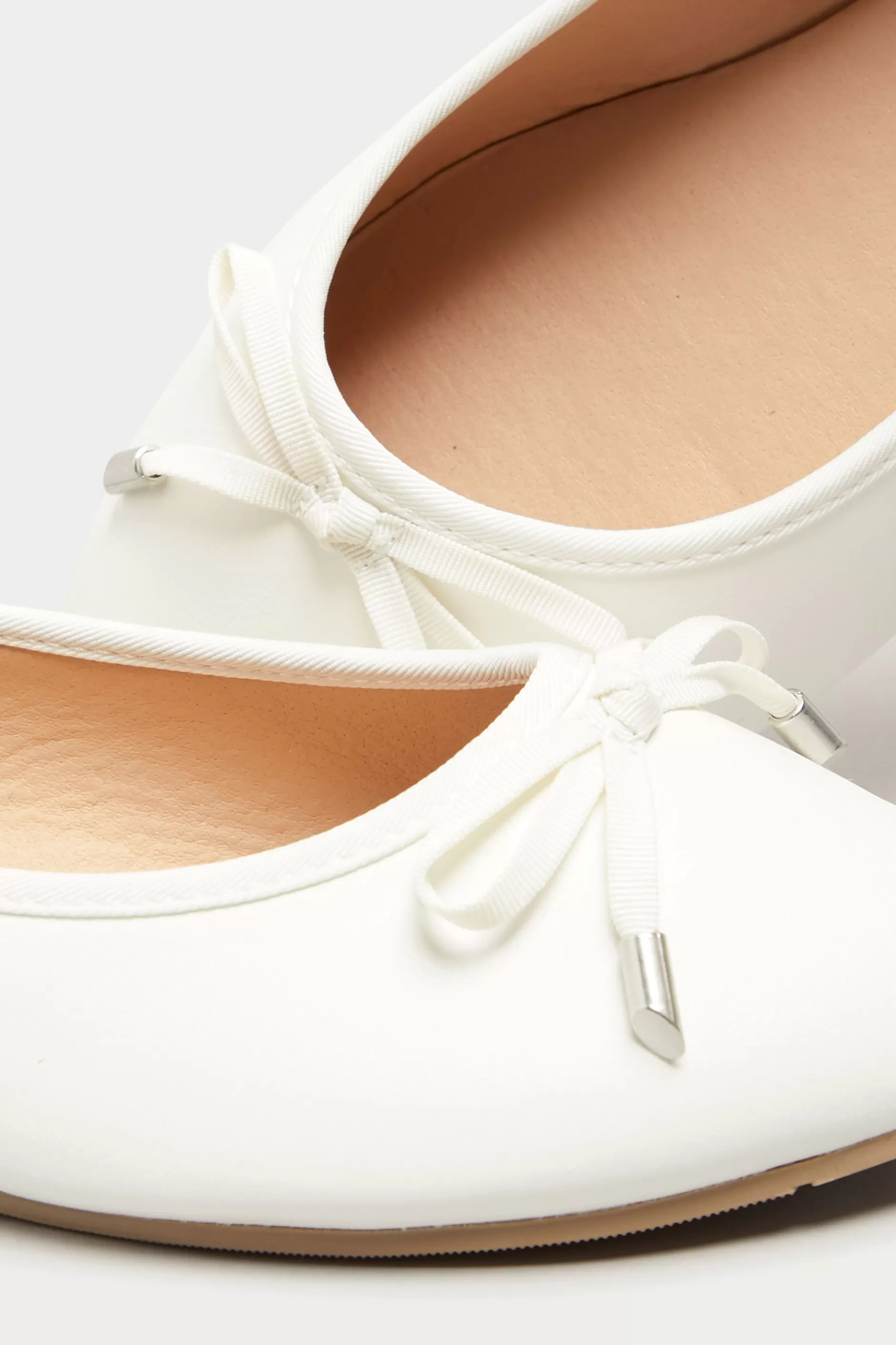 Women M&Co Flat Shoes>Yours Yours White Ballerina Pumps In Wide E Fit & Extra Wide Eee Fit