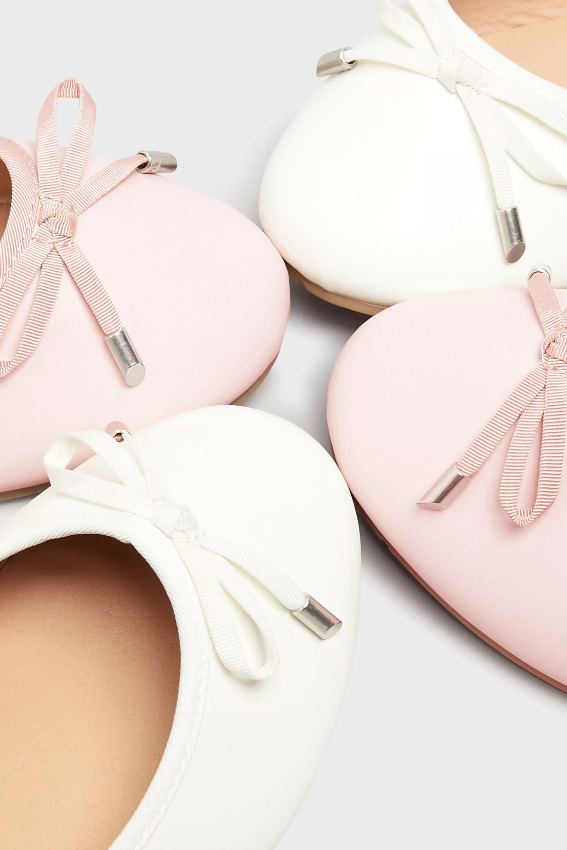 Women M&Co Flat Shoes>Yours Yours White Ballerina Pumps In Wide E Fit & Extra Wide Eee Fit
