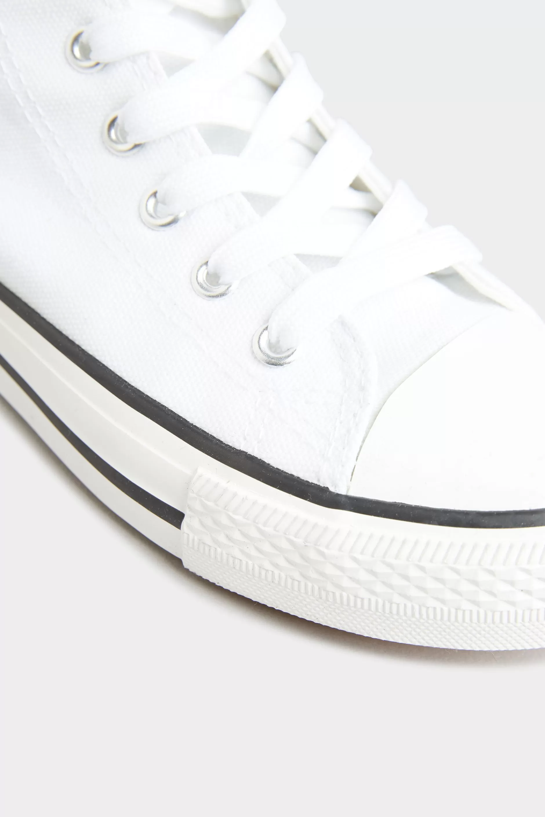Women M&Co Flat Shoes>Yours Yours White Canvas High Top Trainers In Wide E Fit