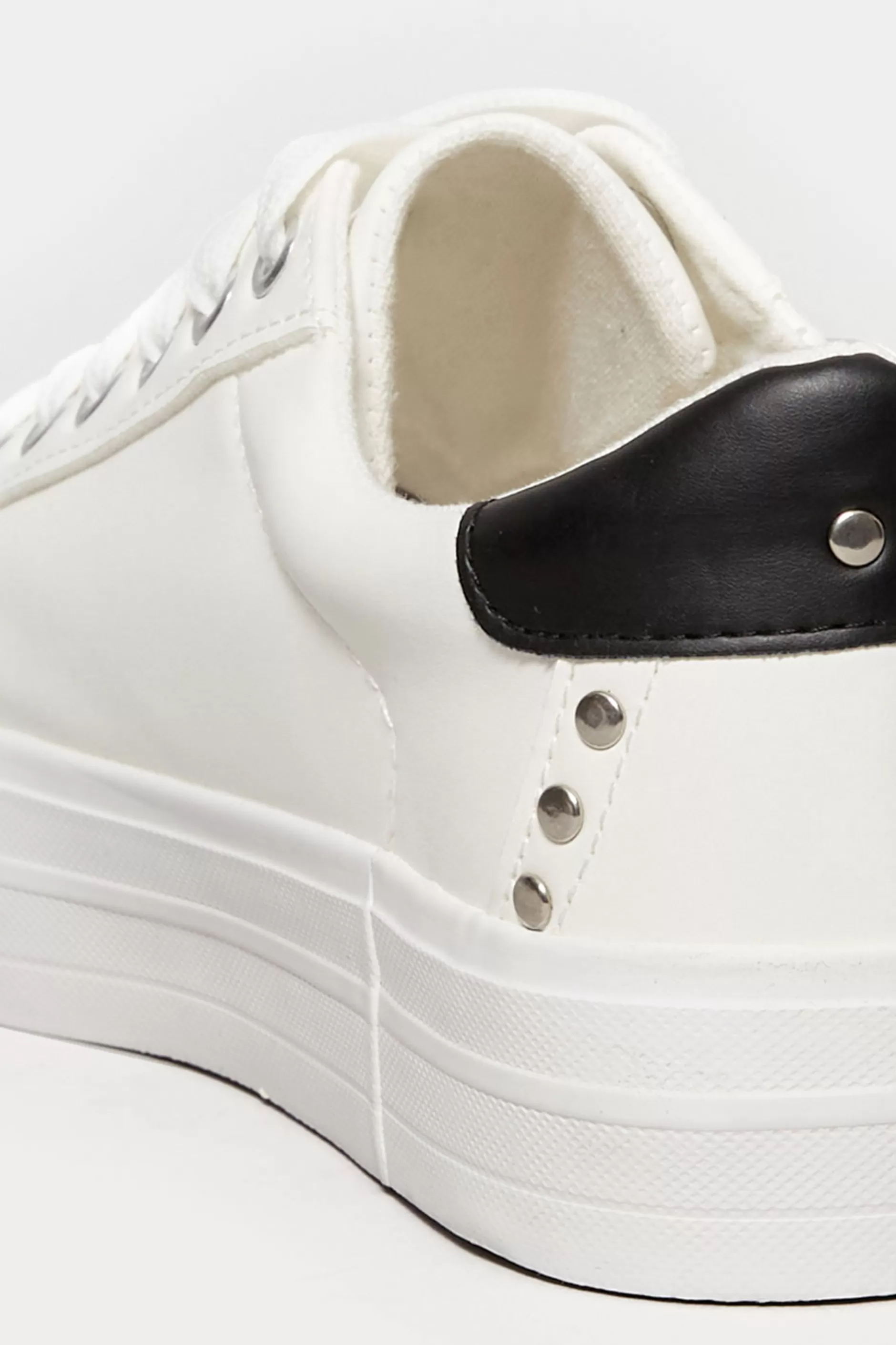 Women M&Co Flat Shoes>Yours Yours White Studded Detail Trainers In Wide E Fit